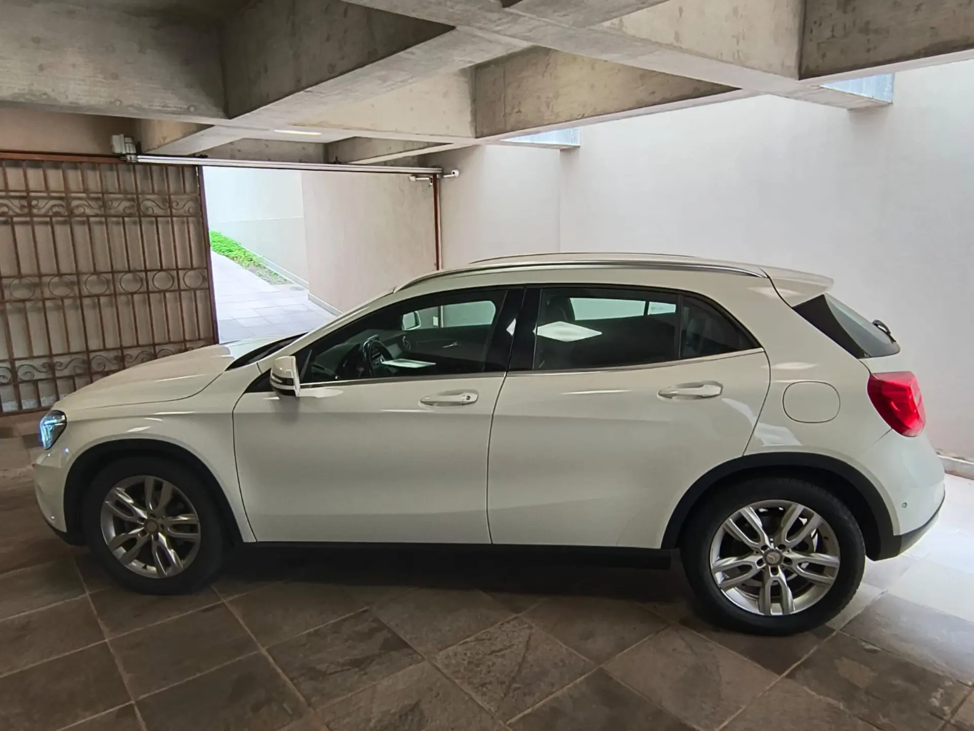 MERCEDES-BENZ GLA 200 Advance 1.6/1.6 TB 16V Flex Aut.