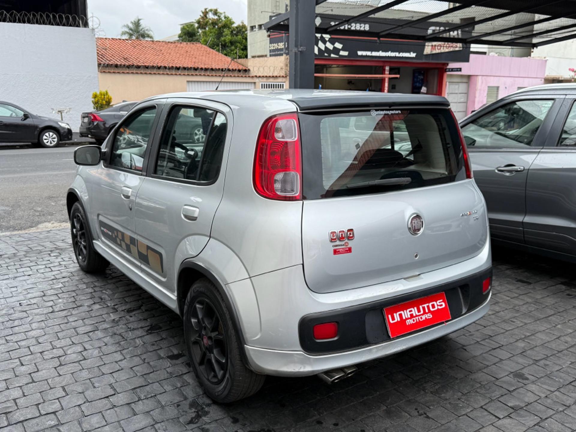 FIAT UNO SPORTING 1.4 EVO Fire Flex 8V 4p